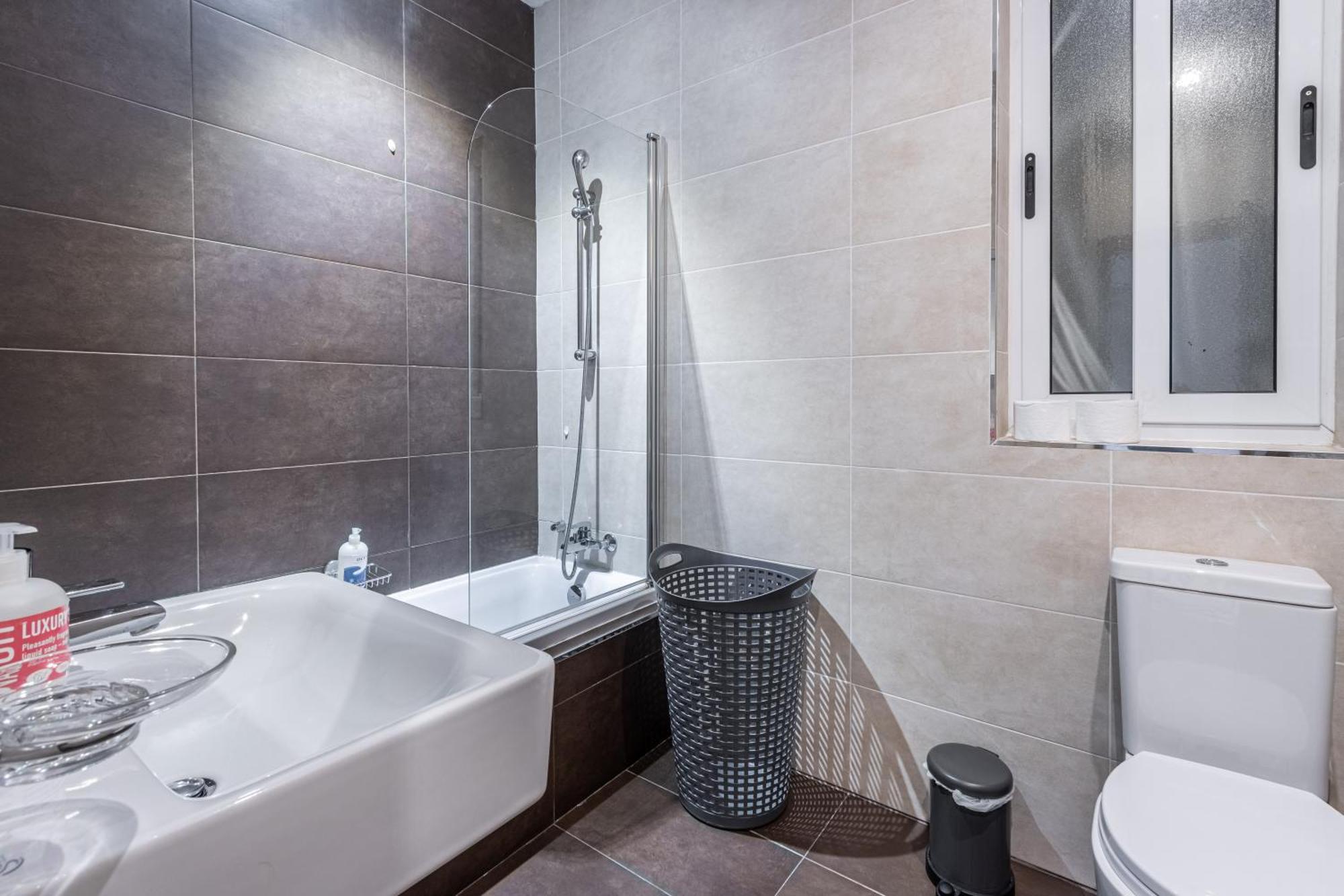 St Julians - Balluta 2 Bedroom Apartment San Giuliano Esterno foto